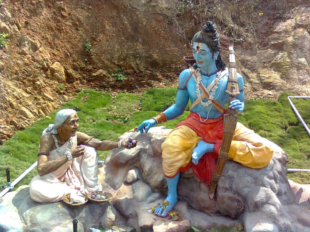 Sabari_Rama_statues_at_Gangadhara_Simhachalam - OHM